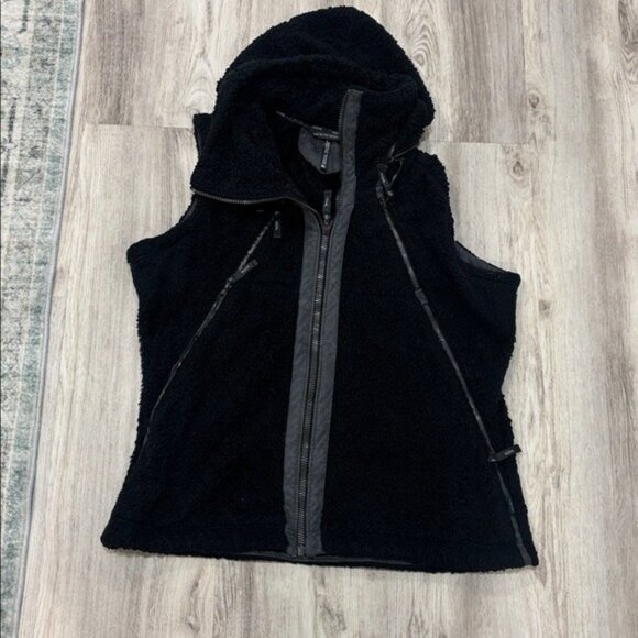 Kuhl Black Fleece Flight Vest size XL WOMEN'S - Picture 4 of 8